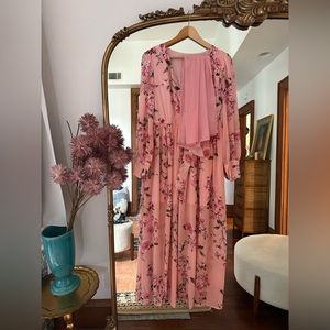 Jennifer Coolidge White Lotus costume